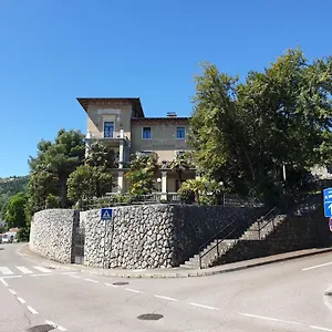 villa-jure-apartment-mirjana.in-istria.net/